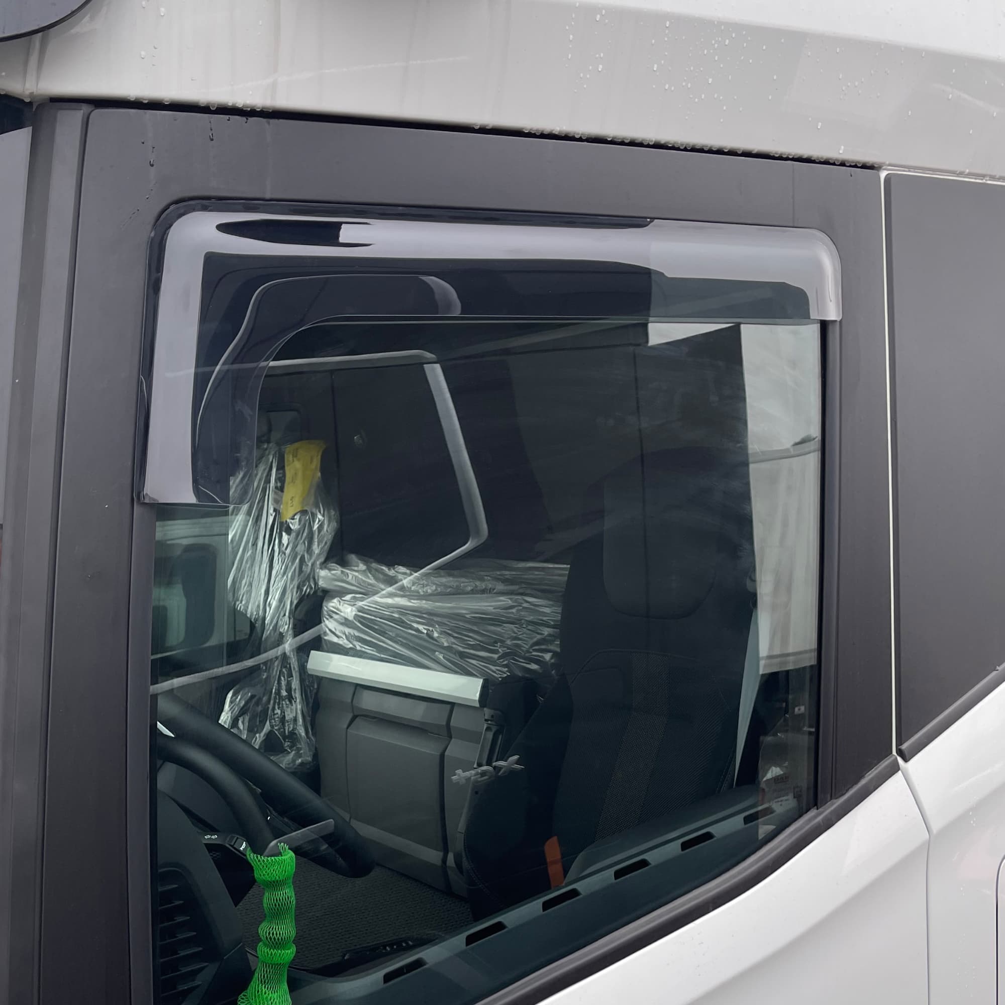 Short sidewindow deflector suitable DAF XD/XF/XG/XG+ 2022 Strands